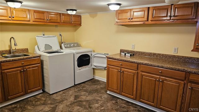 117 KIMBERLY Dr W, Camillus, NY 13219