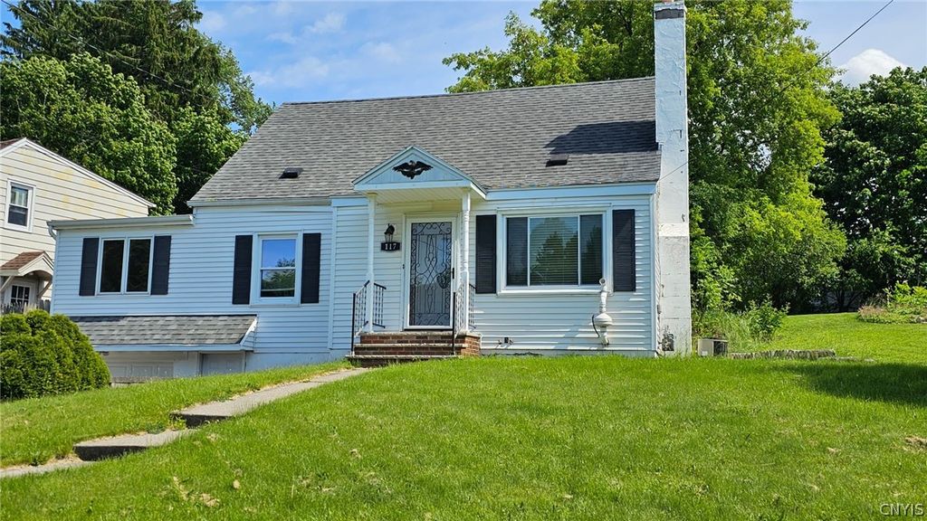 117 KIMBERLY Dr W, Camillus, NY 13219