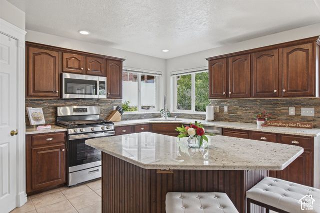 348 S ELK RIDGE DR, Elk Ridge, UT 84651
