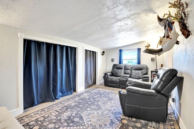 5740 SW 38th Street, Davie, FL 33314