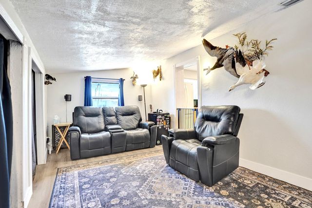 5740 SW 38th Street, Davie, FL 33314