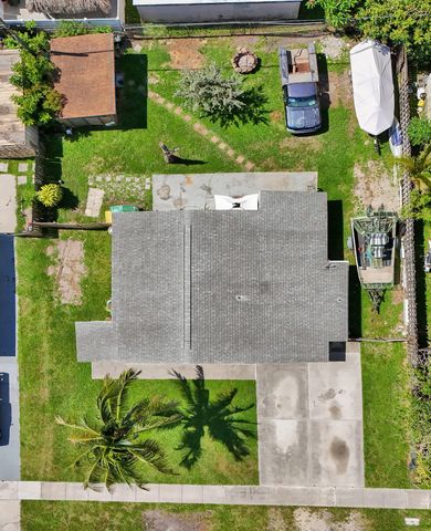 5740 SW 38th Street, Davie, FL 33314