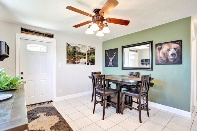5740 SW 38th Street, Davie, FL 33314