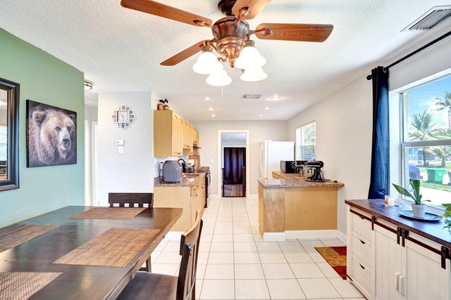 5740 SW 38th Street, Davie, FL 33314