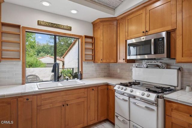 410 Church Road 28, Ojai, CA 93023