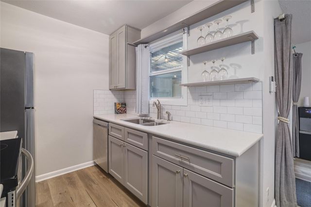 7406 Shadow Hill DR 108, Austin, TX 78731