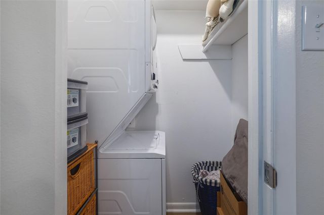 7406 Shadow Hill DR 108, Austin, TX 78731