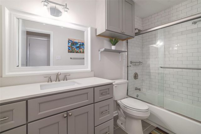 7406 Shadow Hill DR 108, Austin, TX 78731