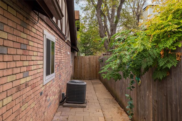 7406 Shadow Hill DR 108, Austin, TX 78731