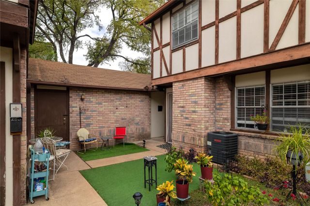 7406 Shadow Hill DR 108, Austin, TX 78731