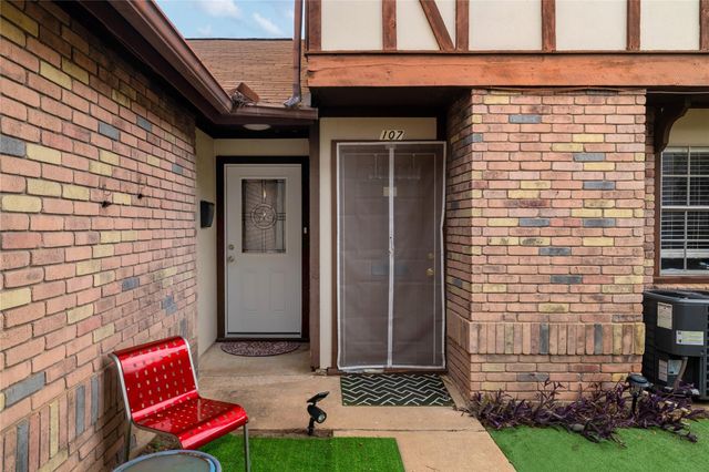 7406 Shadow Hill DR 108, Austin, TX 78731