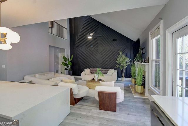 3064 Montclair Circle SE, Smyrna, GA 30080