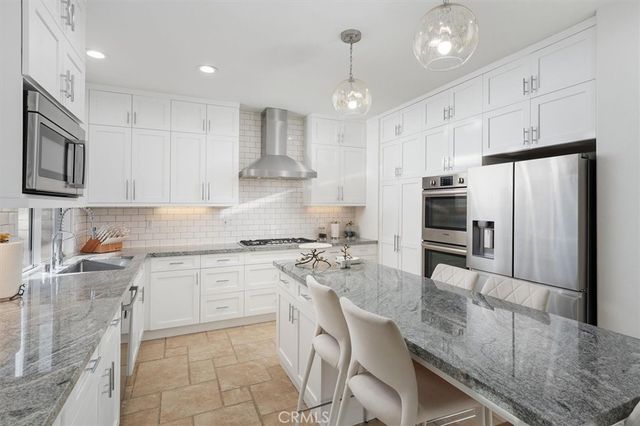 25443 Hopkins Place, Stevenson Ranch, CA 91381