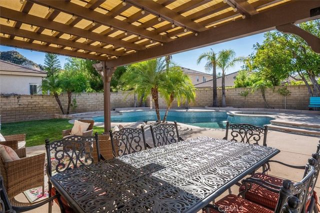 25443 Hopkins Place, Stevenson Ranch, CA 91381
