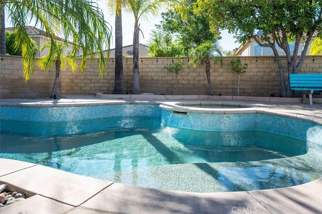 25443 Hopkins Place, Stevenson Ranch, CA 91381