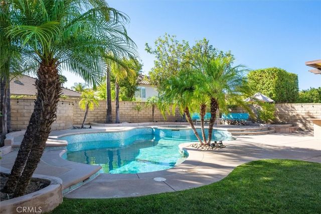 25443 Hopkins Place, Stevenson Ranch, CA 91381