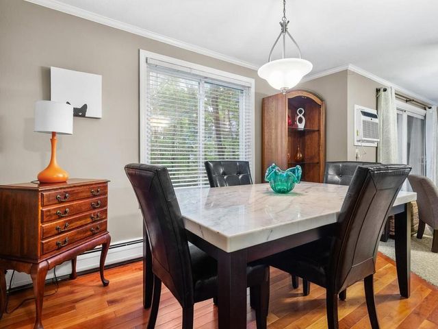 7 Wake Robin Road 310, Lincoln, RI 02865