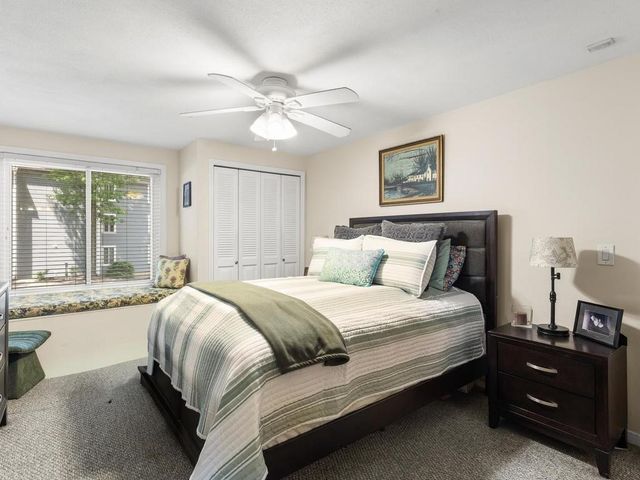 7 Wake Robin Road 310, Lincoln, RI 02865