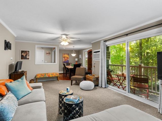 7 Wake Robin Road 310, Lincoln, RI 02865