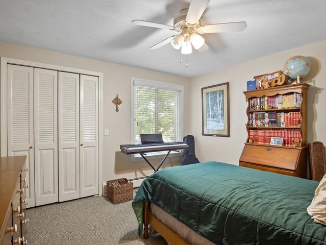 7 Wake Robin Road 310, Lincoln, RI 02865