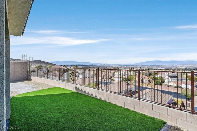 352 Rosefinch Street, Henderson, NV 89012