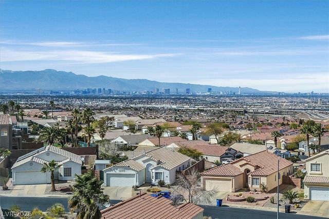 352 Rosefinch Street, Henderson, NV 89012