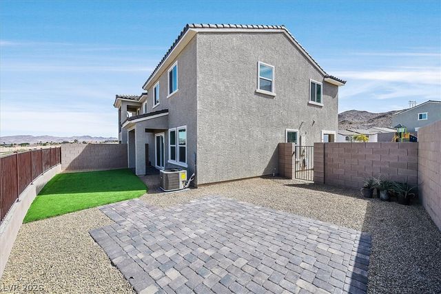 352 Rosefinch Street, Henderson, NV 89012