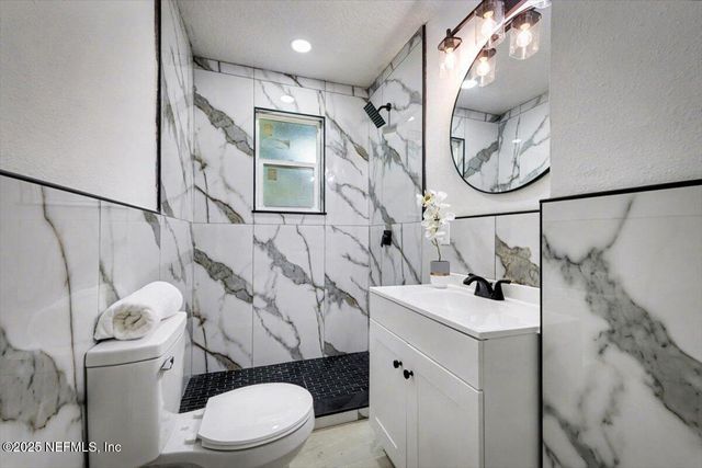 245 E 46TH Street, Jacksonville, FL 32208