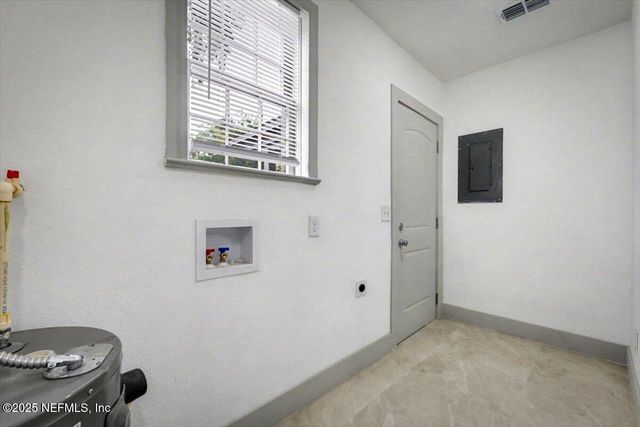 245 E 46TH Street, Jacksonville, FL 32208