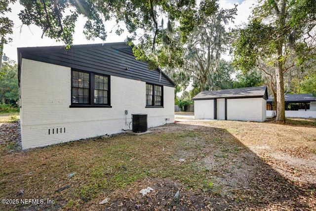 245 E 46TH Street, Jacksonville, FL 32208