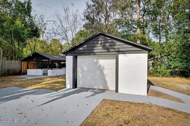 245 E 46TH Street, Jacksonville, FL 32208