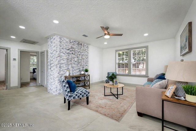 245 E 46TH Street, Jacksonville, FL 32208