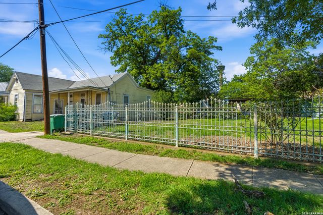 221 LEIGH ST, San Antonio, TX 78210