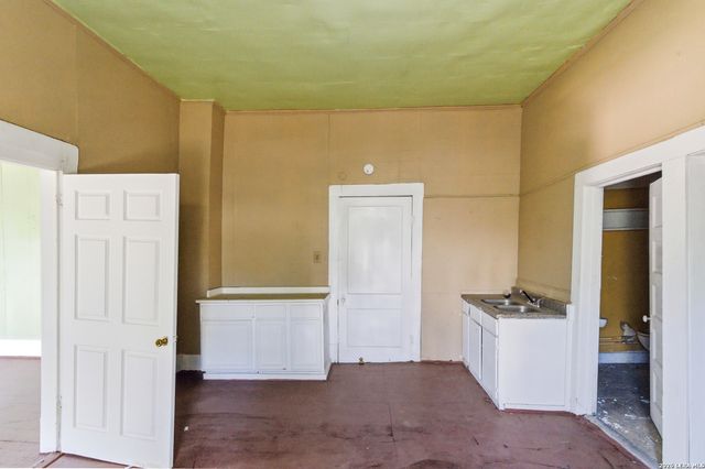 221 LEIGH ST, San Antonio, TX 78210