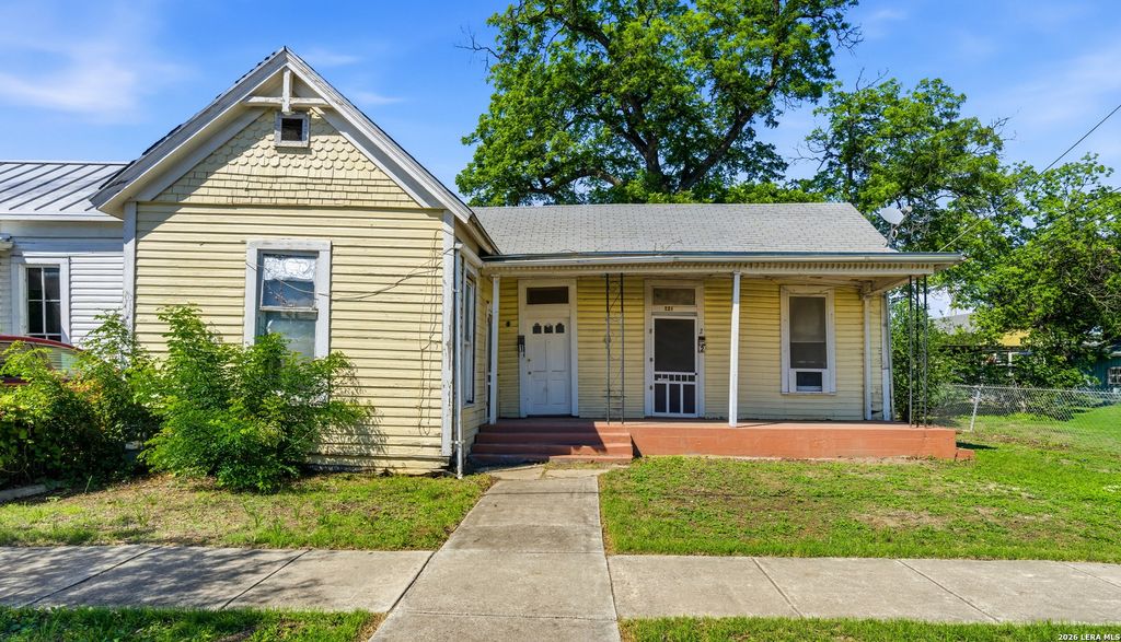 221 LEIGH ST, San Antonio, TX 78210