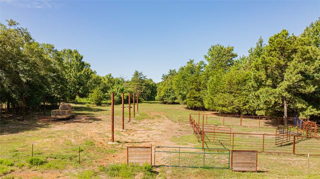 7635 N US Highway 271, Mt Pleasant, TX 75455