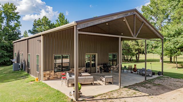 7635 N US Highway 271, Mt Pleasant, TX 75455