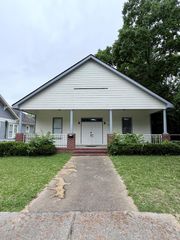 2703 Beacon Avenue, Columbus, GA 31904