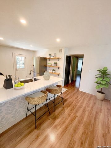 403 MARQUIS LN, San Antonio, TX 78216