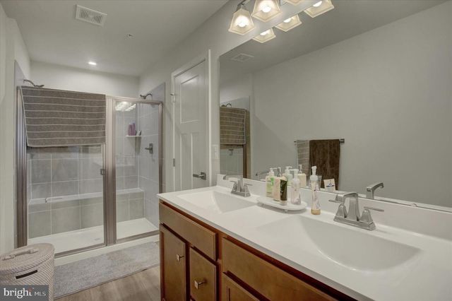 741 RAEANN DR, Greencastle, PA 17225