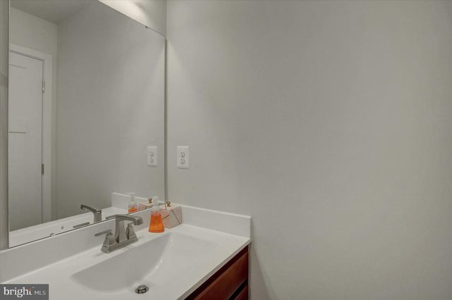 741 RAEANN DR, Greencastle, PA 17225