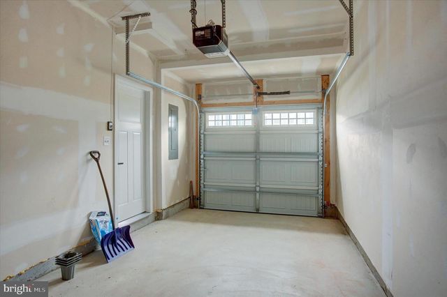 741 RAEANN DR, Greencastle, PA 17225