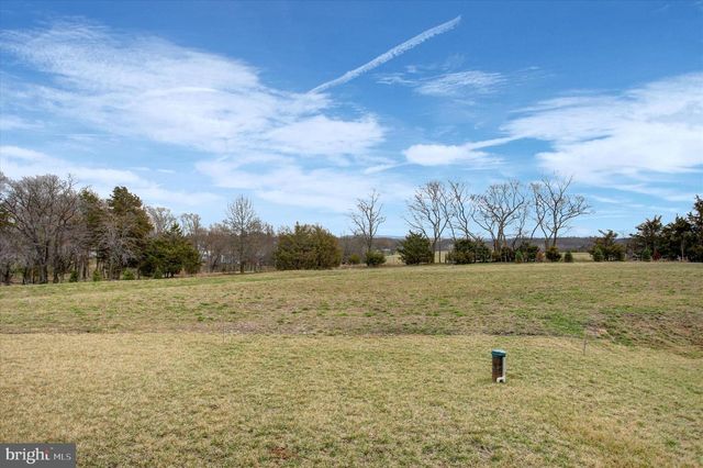 741 RAEANN DR, Greencastle, PA 17225