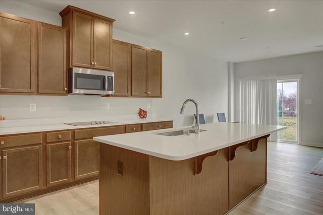 741 RAEANN DR, Greencastle, PA 17225