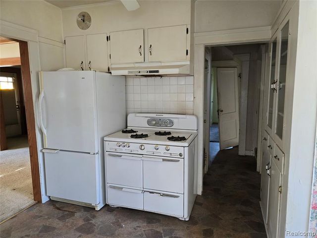 939 Backus Street, Jackson, MI 49202