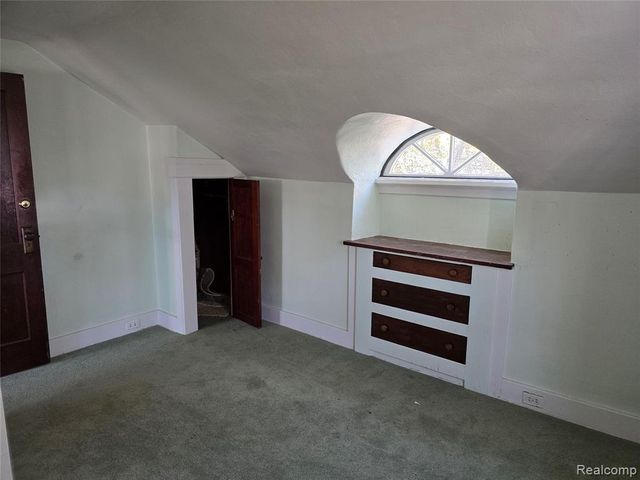 939 Backus Street, Jackson, MI 49202