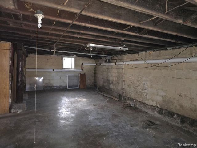 939 Backus Street, Jackson, MI 49202