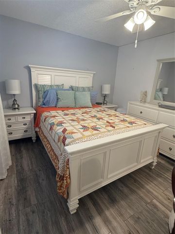 32 Abbey Lane 207, Delray Beach, FL 33446