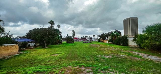 313 S 10th Street, Mcallen, TX 78501