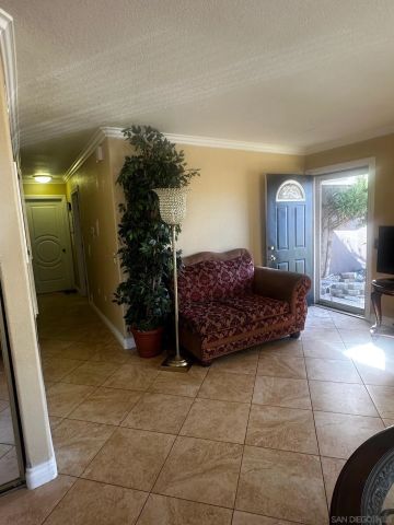 5935 Flipper Dr, San Diego, CA 92114